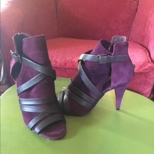 Vince Camuto heeled peep toe booties